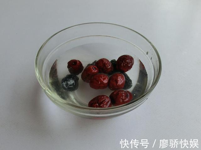 梅子|女人再忙也要爱自己,这3种食材,隔三岔五地吃,滋润肌肤气色好