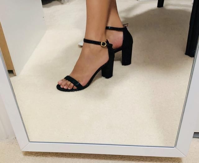 一字带 这些你知道的奢侈品高跟鞋出新品啦,属于你的设计出现了吗