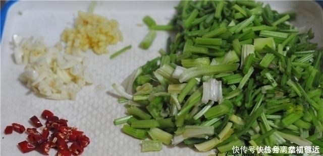 切法|炒牛肉,先用“它”泡一泡,随你怎么炒都不老,很多人还不知道!