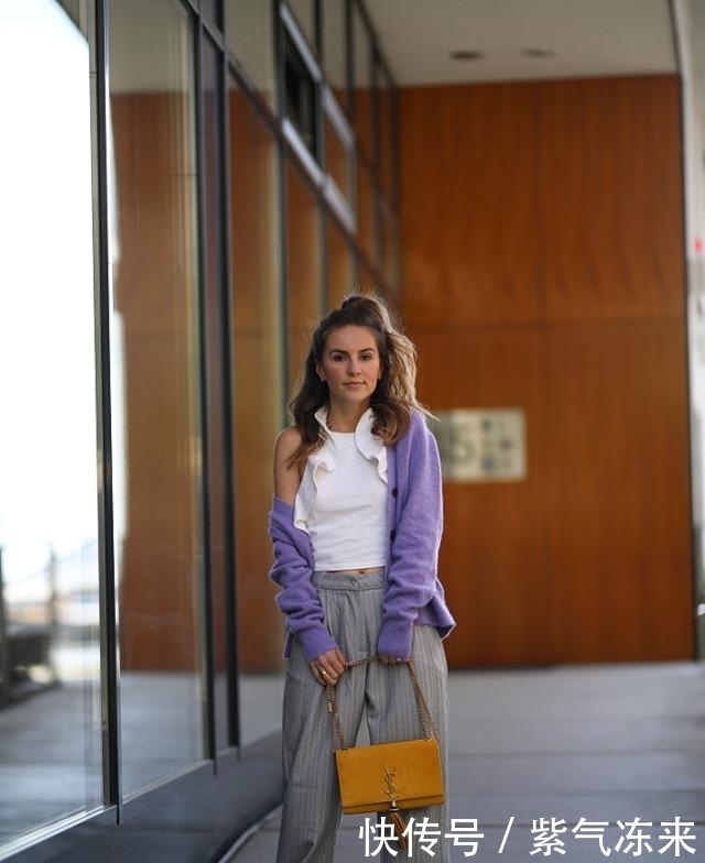 过了30的女人都该试试灰色阔腿裤,高级显气质,职场女人太适合了