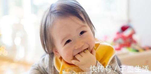 儿科医生|宝宝多大才能和大人随餐?过早吃“大人饭”,小心变成“重口味”