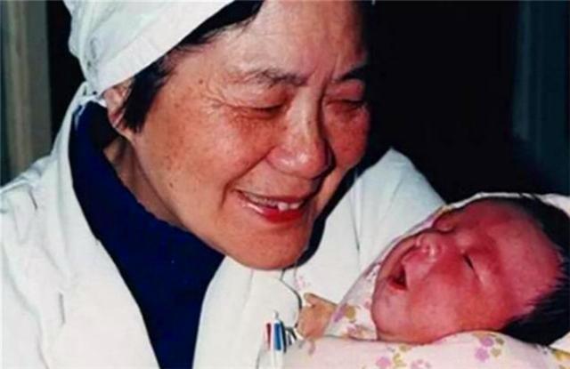 掌上明珠|我国首例“试管婴儿”郑萌珠,如今32年过去了,她生活过得好吗?