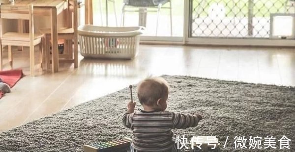 宝妈|婴儿从这个月开始,就可以慢慢坐起来了,家长要注意引导