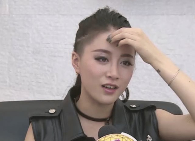 现状 她参加中国好声音惨遭淘汰,却转身嫁给爱奇艺总裁,现状如何