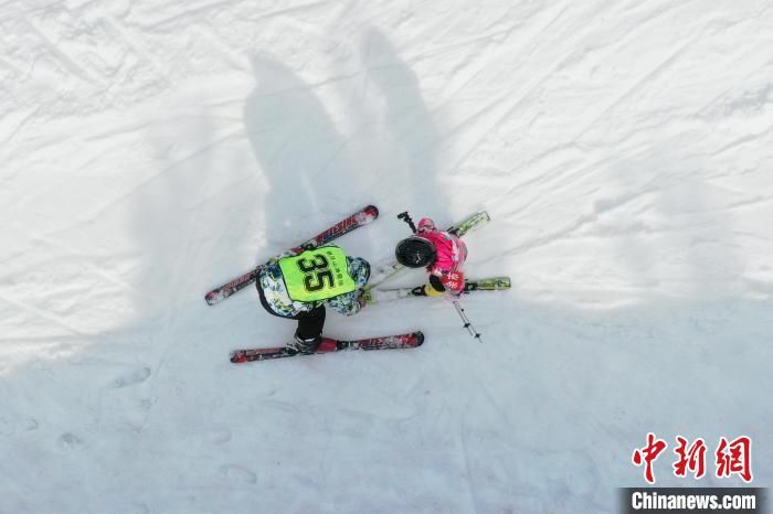 冬奥|江西五百名孩童学滑雪迎冬奥 体验户外滑雪乐趣
