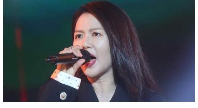 谭维维|美女本来可以晋级的，偏偏选了这首歌，谁也唱不过谭维维呀