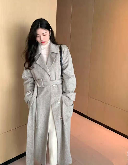 开玩笑|大衣标配的腰带是摆设吗?别开玩笑了,是你不会用而已