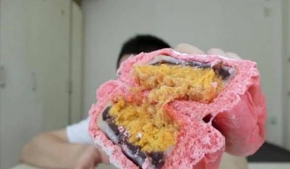 挺不错|26块一个的面包,切开之后果然不一般,这才叫土豪面包