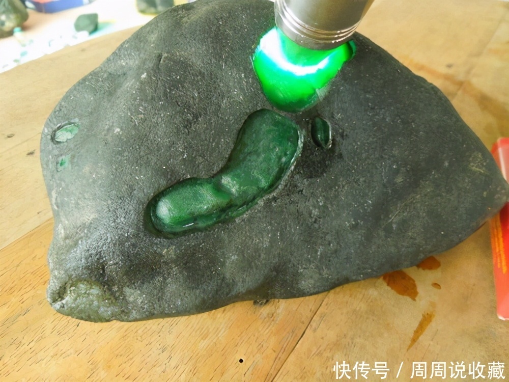 专业人士|揭秘翡翠赌石的神秘面纱