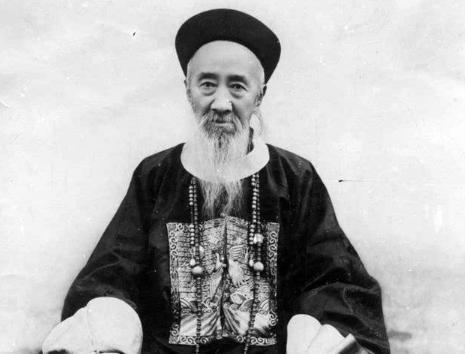 晚清|他是晚清重臣,两个儿子都是汉奸,孙子辈却个个是栋梁