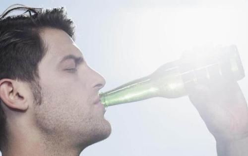 酒精|爱喝酒的人，酒后几件事急不得，很多人还在做，一起了解下！