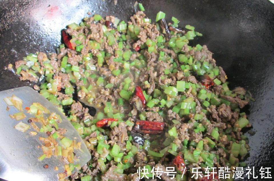 花生油|三伏天,不管有钱没钱,也别错过这肉,好吃不上火,比牛羊肉都好