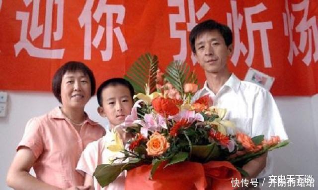 张炘炀10岁上大学,16岁读博,当年却逼父亲