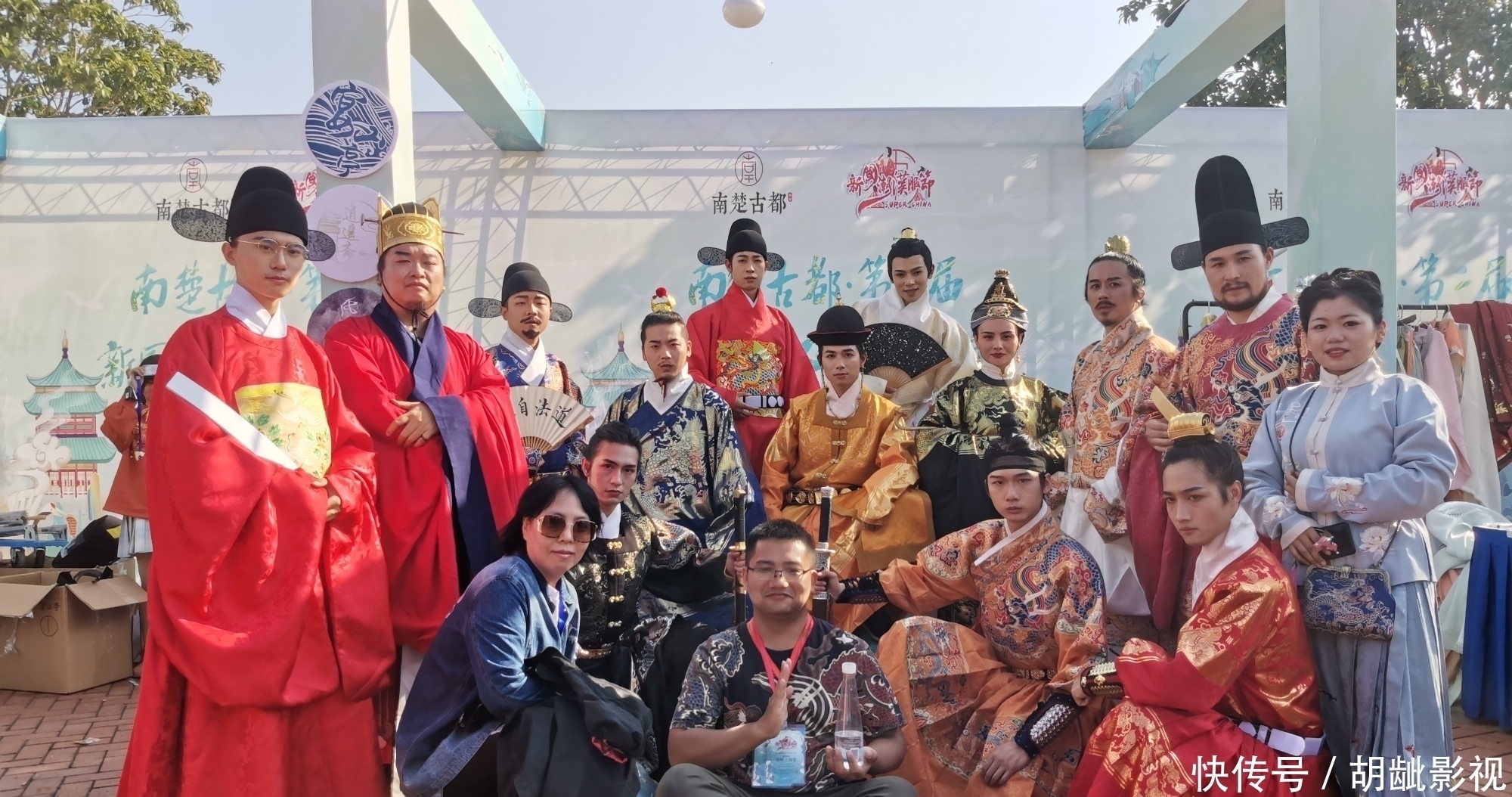 篡改者|这家汉服店很“狂”,一边赚着女人的钱一边骂女人,同袍:拉黑了