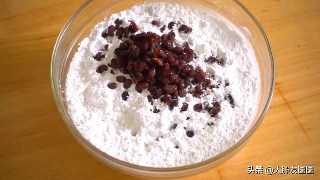 自制红糖红豆年糕,免揉面,不要烤箱,软糯甜香,老人小孩都爱吃