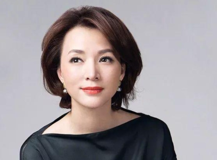 董卿|央視一姐董卿,連續4年缺席春晚,背后的原因究竟是什么