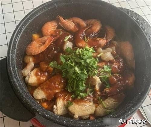 酱汁|鸡翅新吃法，不炸不煮，不加一滴水，菜下饭汤汁更下饭，零失败