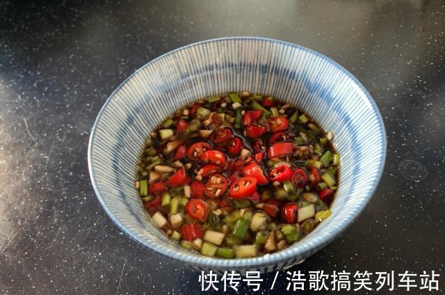 养颜|吃它堪比阿胶，却比阿胶便宜几十倍，补血养颜，可惜很多人都扔了