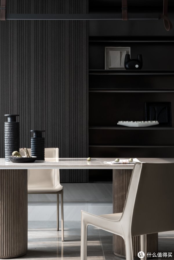 幸福|年轻小夫妻的“穷装风”新家，还坚持“断舍离”，越简单，越幸福