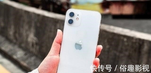 os|买华为还是iPhone？价格+系统多方面对比，网友：这回懂怎么选了