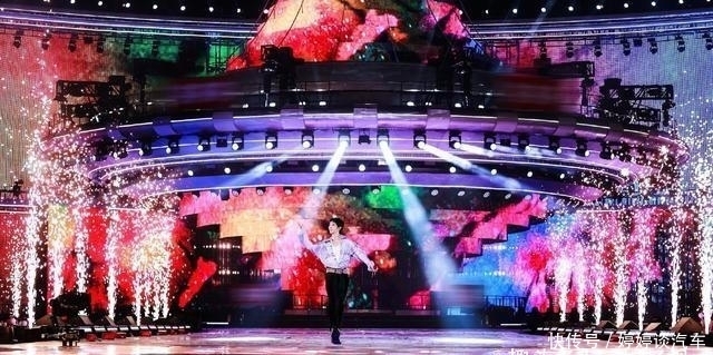 欢迎华晨宇的归来！终于等到“降临”，用音符感悟世界的灵魂