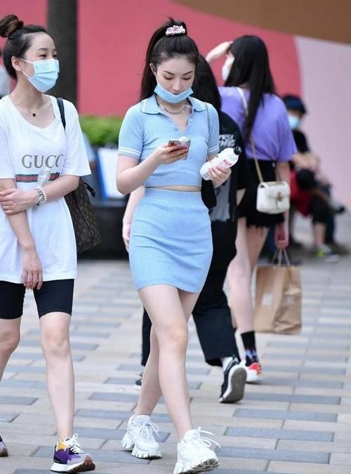穿搭|针织套装裙透气舒适，吸湿性强又富有弹性，所以很受大家的喜欢
