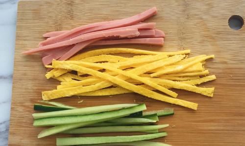  味道|上班族带饭必备菜——寿司，颜值高味道好还顶饱，做法超简单