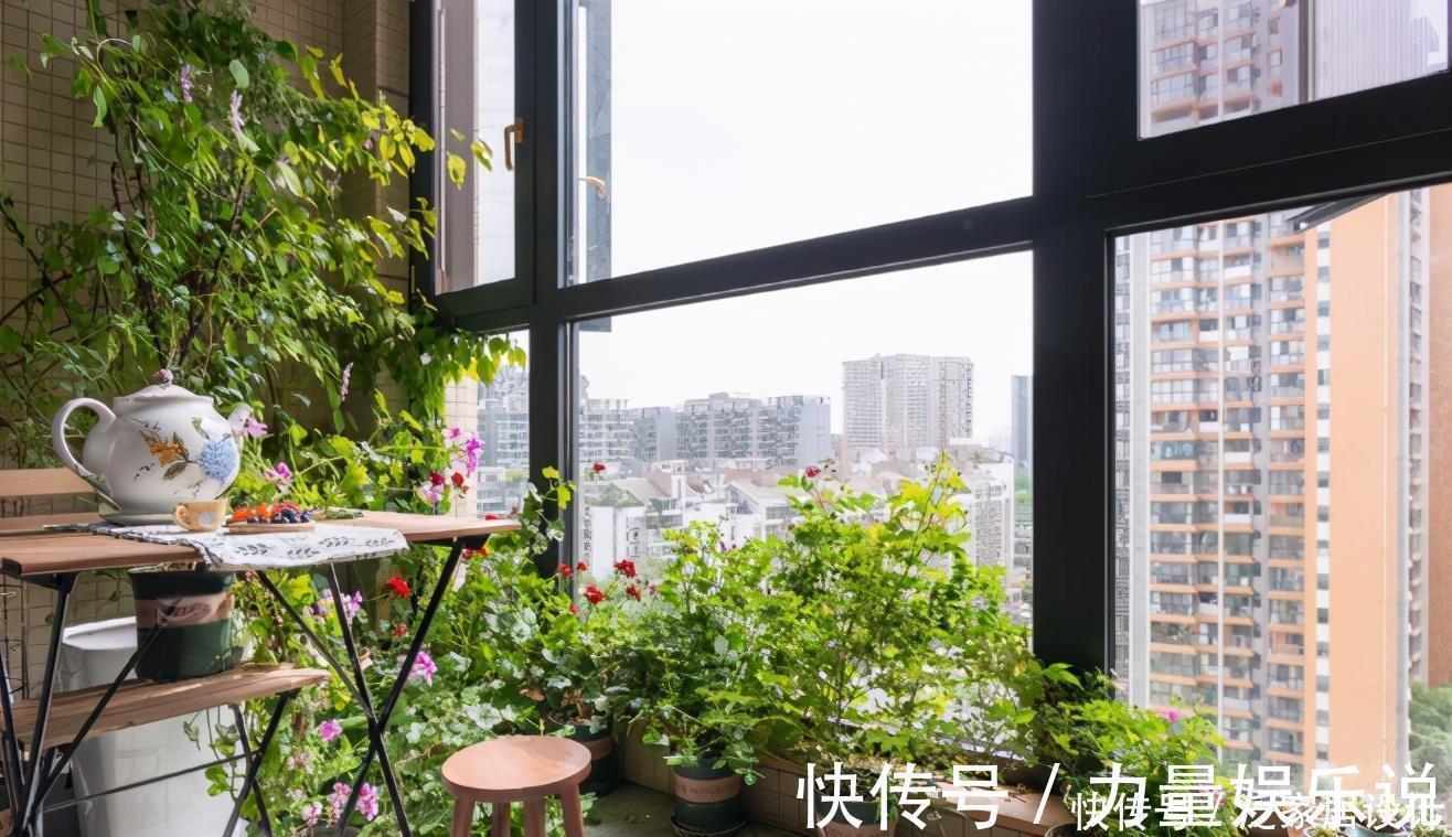 花园|90㎡花了20W,老婆将阳台改花园太美了,参观的人都舍不得走!