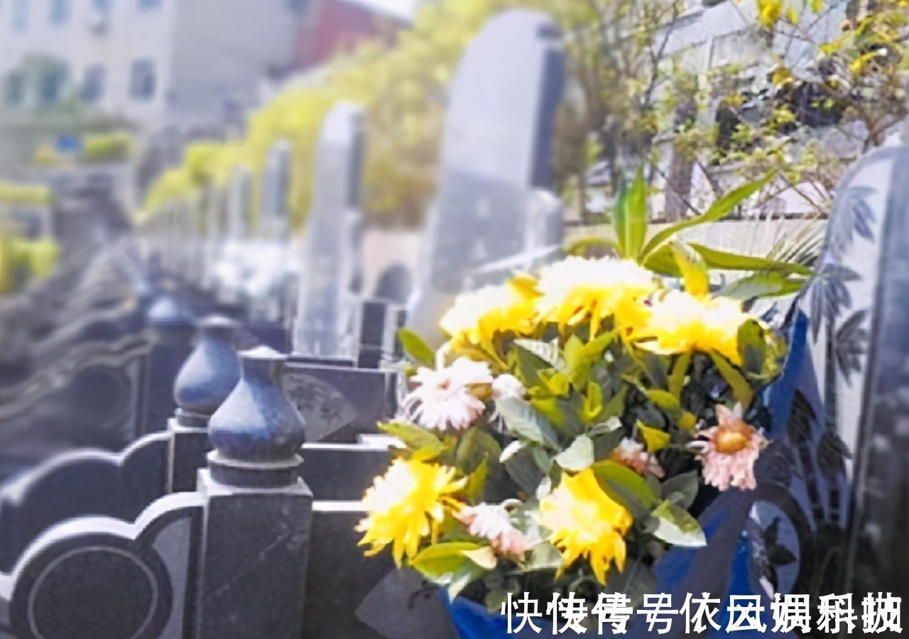 纸钱@人死后为什么要烧纸,流传几千年的文化,真的是封建迷信吗?