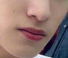 女生们|涂口红不掉色的小妙招,护唇膏最不能少,还有这些容易忽视的细节