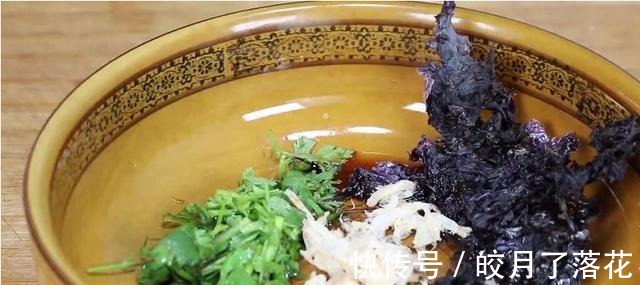 立秋后莲藕最养人，试试这样做，不炒不炖不凉拌，营养美味又解馋！