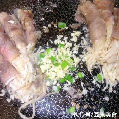 三分钟做好金针菇肥牛卷，做饭太简单