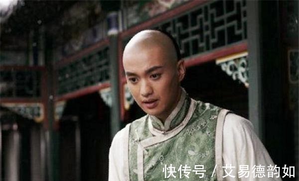 上联|姑娘出一上联:“早上烧草做早饭”,秀才对出下联,让姑娘害羞