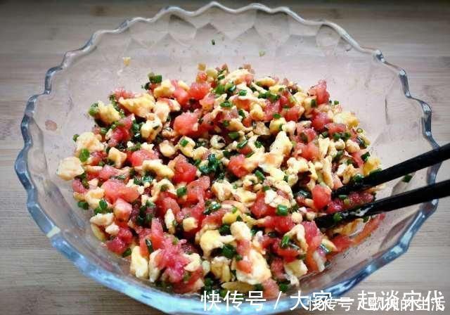 大肉馅|夏天，用它包饺子真好吃，2元一斤，又嫩又鲜，比肉饺子都好吃