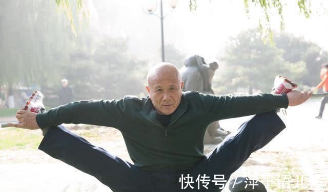 血糖|医生提醒:血糖高的人,尽量少吃这3类食物,你可能不听劝