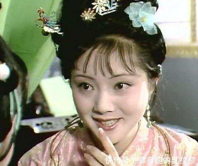 贾宝玉|贾宝玉在贾母跟前说宝钗是“杨玉环”,宝钗为什么会“大怒”?