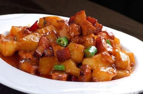 聪明人都爱吃3种食物，润肠通便，排毒护肤，越活越年轻