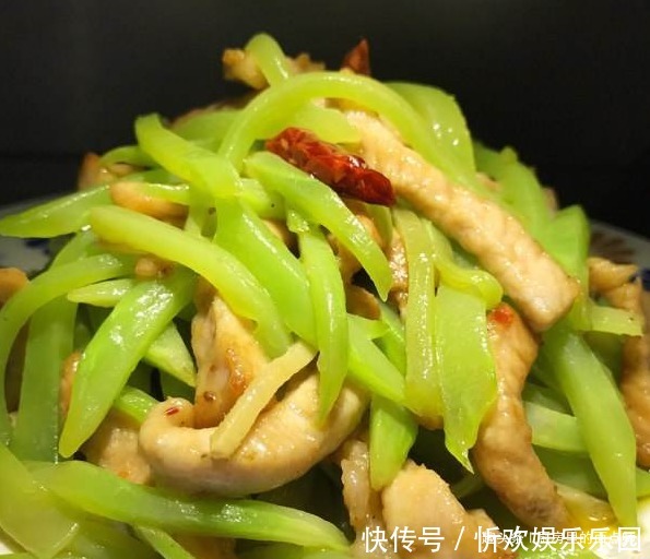 叶酸|这菜叶酸含量高,每天炒一盘,清脆可口,多吃不长肉,肌肤又水嫩