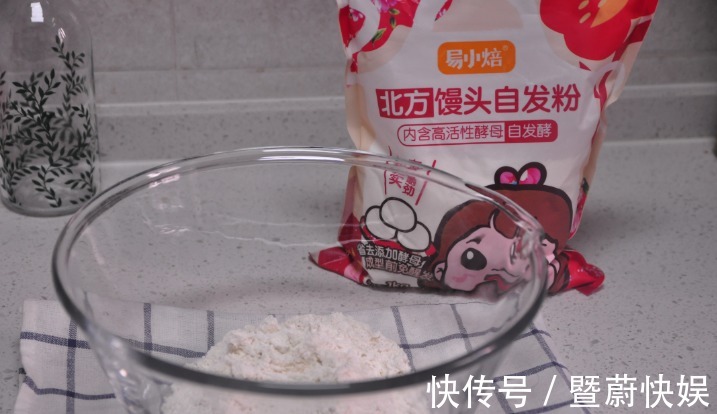 柔软|春天,花10分钟做一笼葱花卷,咸香柔软,好看又好吃