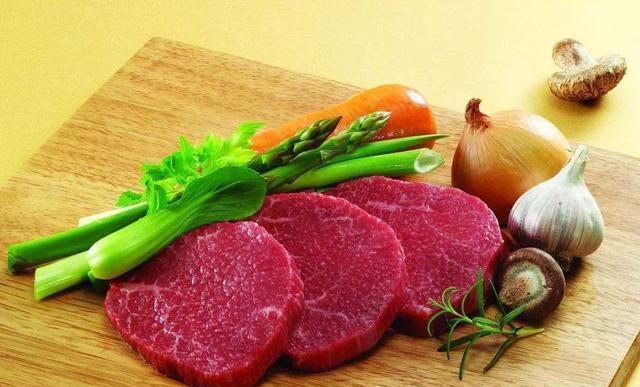 更年期|女人到了更年期以后,或需补充3种营养素,别不当回事