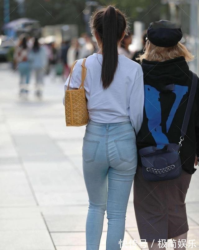 高跟鞋 清爽怡人的瑜伽裤装扮休闲随意不失气场,展现迷人体态,气质不凡!