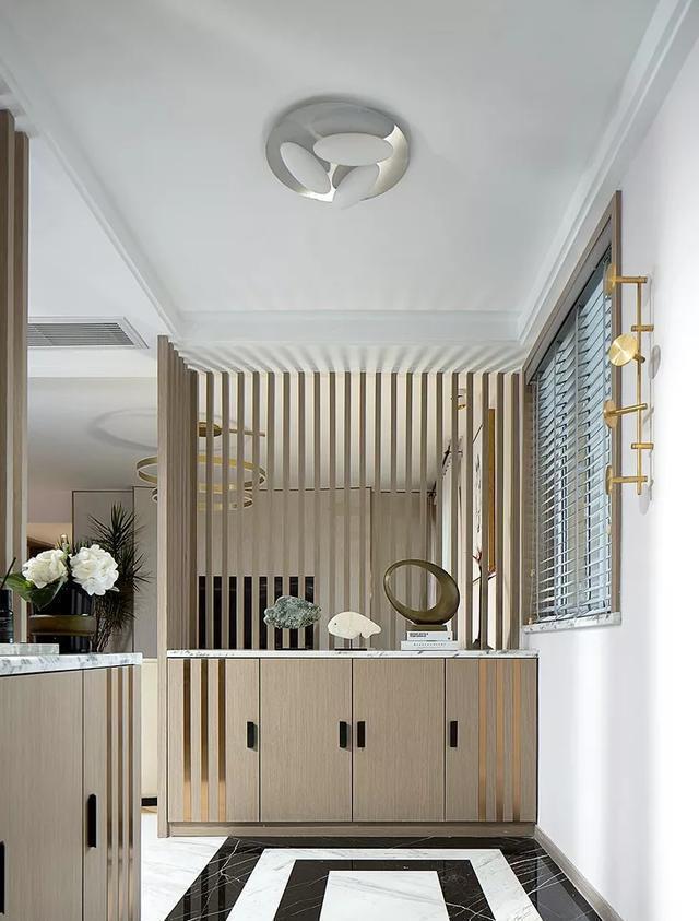 玄关柜|玄关这样设计，1㎡能当5㎡用，每天进门都会被美到！