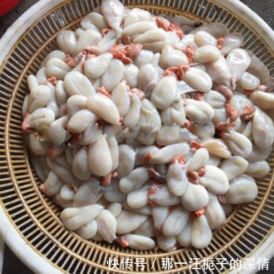 不管抽不抽烟，男人一旦上年纪，要常吃这类食物，腰腿有劲不显老