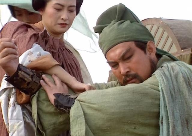 诸葛亮|刘备临死,有一事放心不下,诸葛亮只用1招,结局令3人满意!