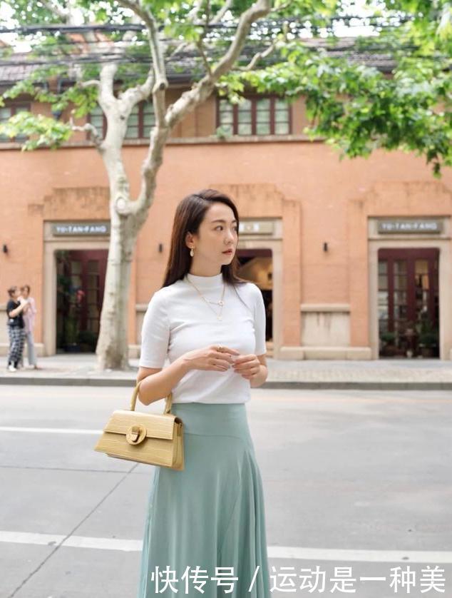 蓝色裙装清凉温柔又舒适,最后一款适合在孕期穿,谁穿谁好看