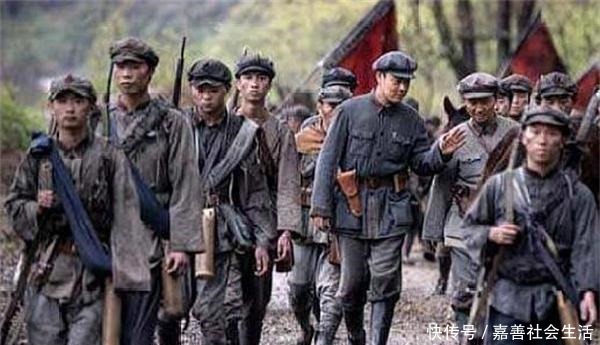 孔荷宠|红十六师鏖战小山村,损失三名团级干部,后艰苦奋战师长政委牺牲