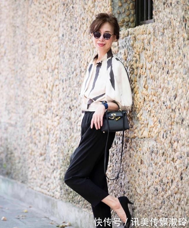 九分裤|这才是60岁该有的早秋穿搭!“衬衫+九分裤”,露出脚踝更时髦