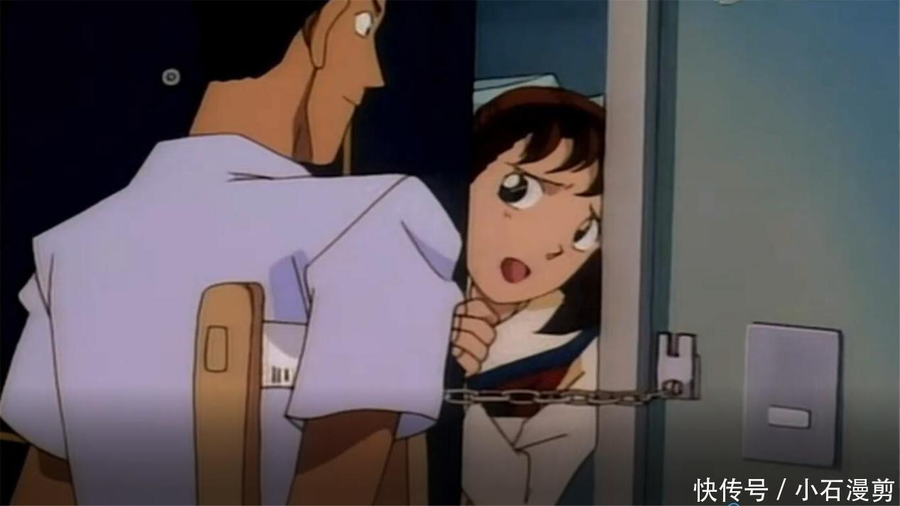 上門|足球選手恐嚇事件：新一女友找上門小蘭暴怒，柯南有苦說不出