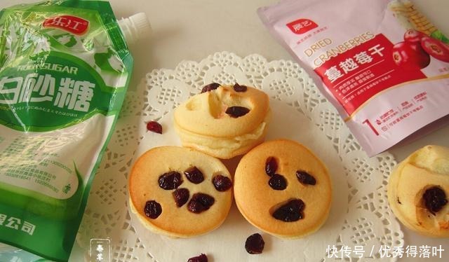 有糯米粉试试这么做,简单搅一搅,酸甜软糯,百吃不厌