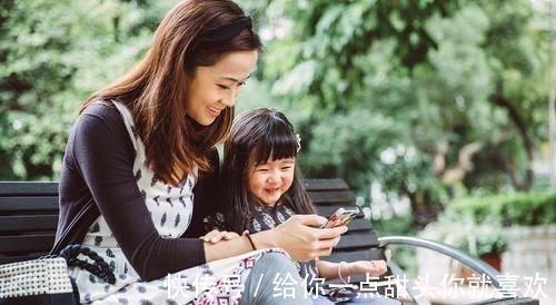 时间段|孩子几岁时给配“手机”最好不是10岁,不是15岁,这时间最好